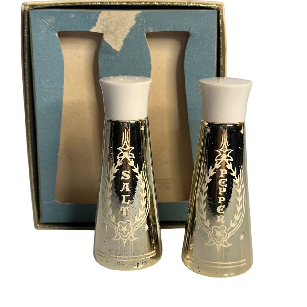 Vintage Table Grace “Grace Before Meals” Salt & Pepper Shaker Set – In Box 2.75"